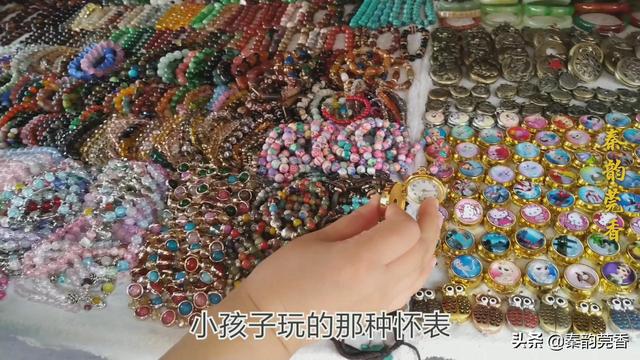 国家大力扶持“地摊经济”，摆地摊卖什么比较赚钱？有哪些技巧？